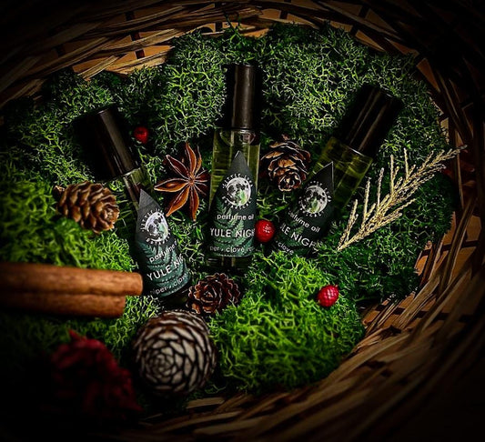 YULE NIGHT Perfume oil | Juniper Berries, Clove Buds, Sweet orange | 10ml
