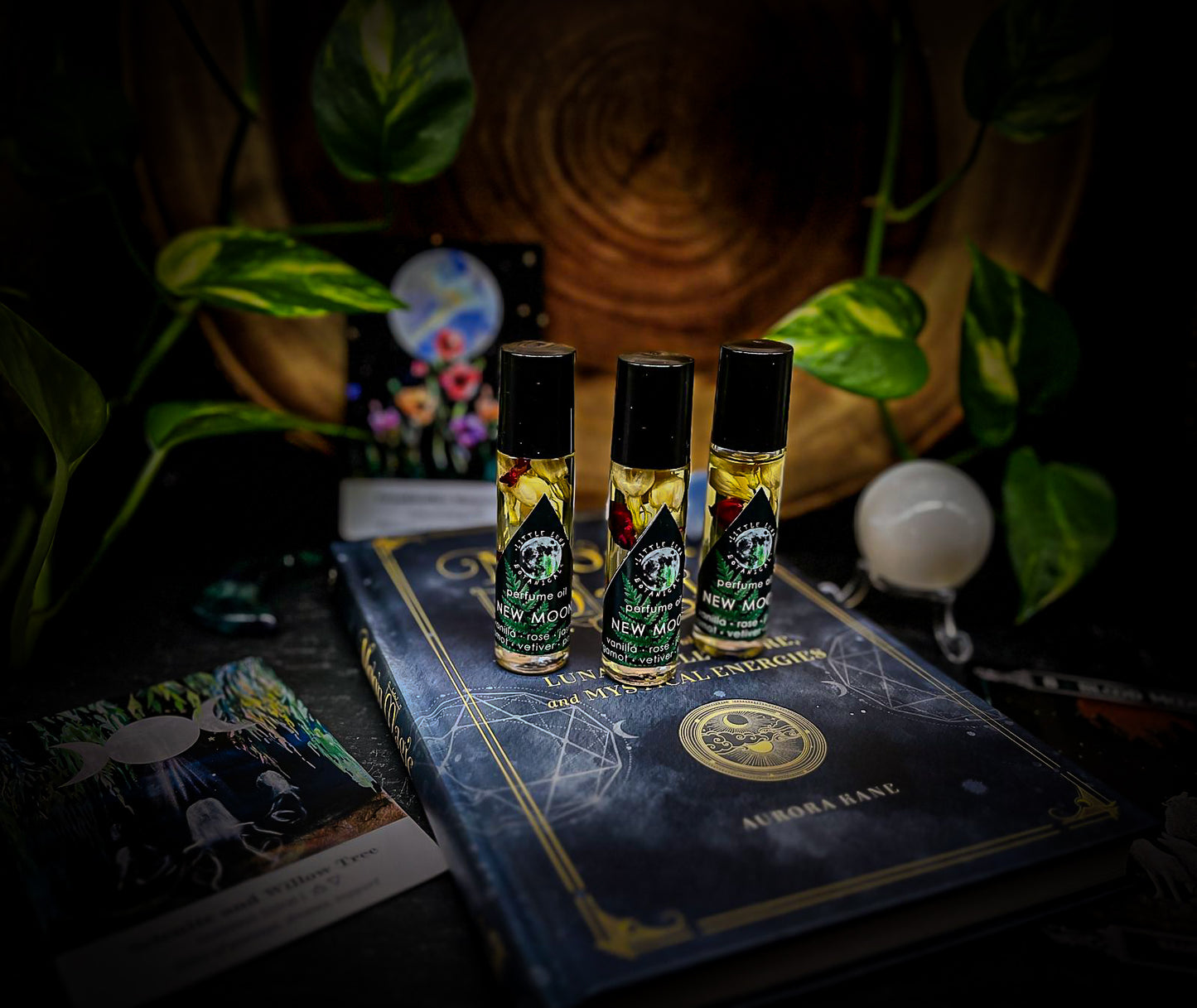NEW MOON Ritual Oil | Vanilla, Rose, Jasmine, Bergamot, Vetiver & Patchouli | 10 ml