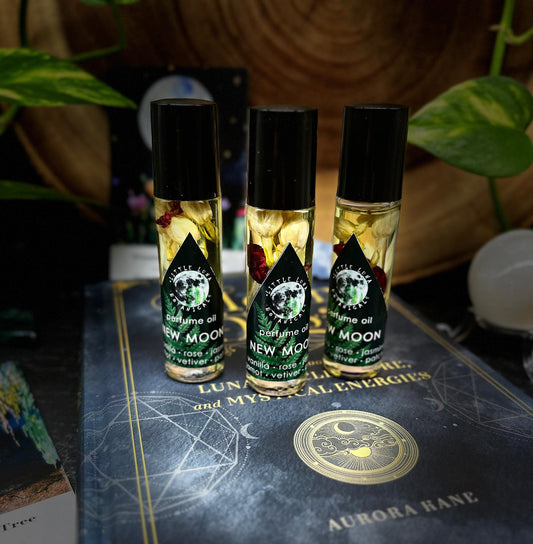 NEW MOON Ritual Oil | Vanilla, Rose, Jasmine, Bergamot, Vetiver & Patchouli | 10 ml