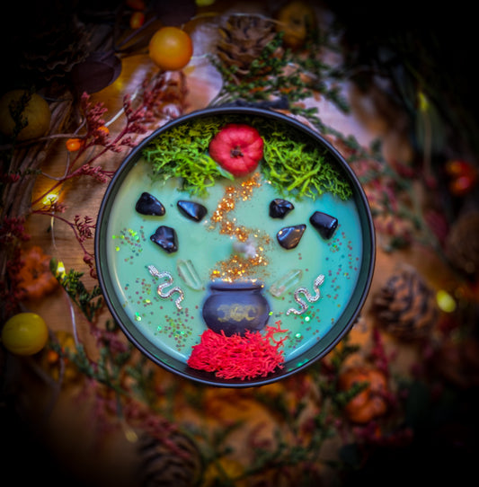 HOCUS POCUS | Crystal Infused & Decorated Scented Candle