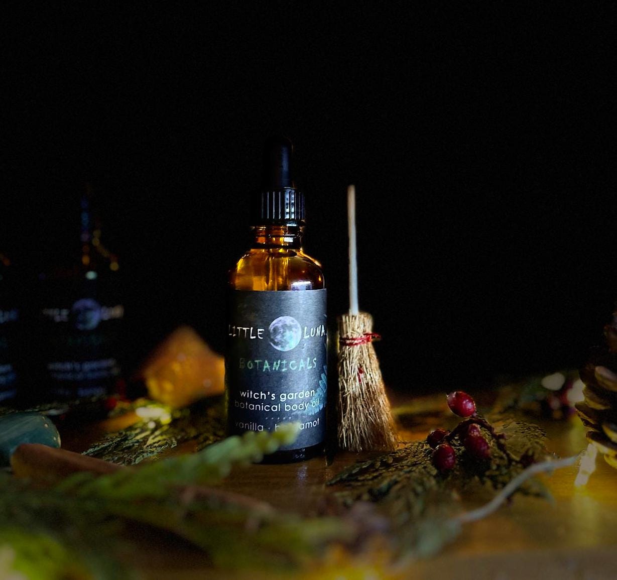 Witch's Garden | Botanical infused body oil | 50ml