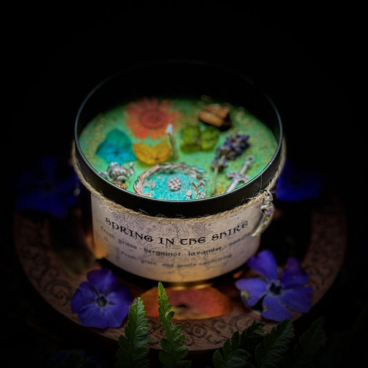 SPRING IN THE SHIRE – Fresh Grass, Bergamot, Lavender & Vanilla