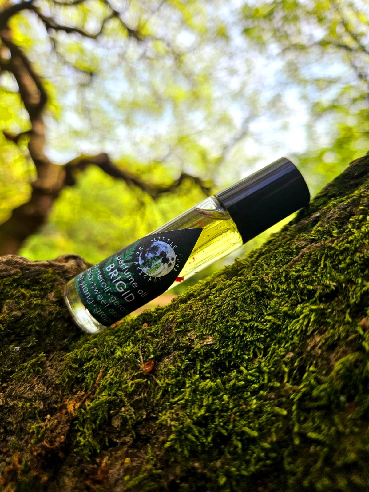 BRIGID Perfume oil | Sweet orange, Rose geranium, Vanilla, Ylang-ylang, Grapefruit | 10ml