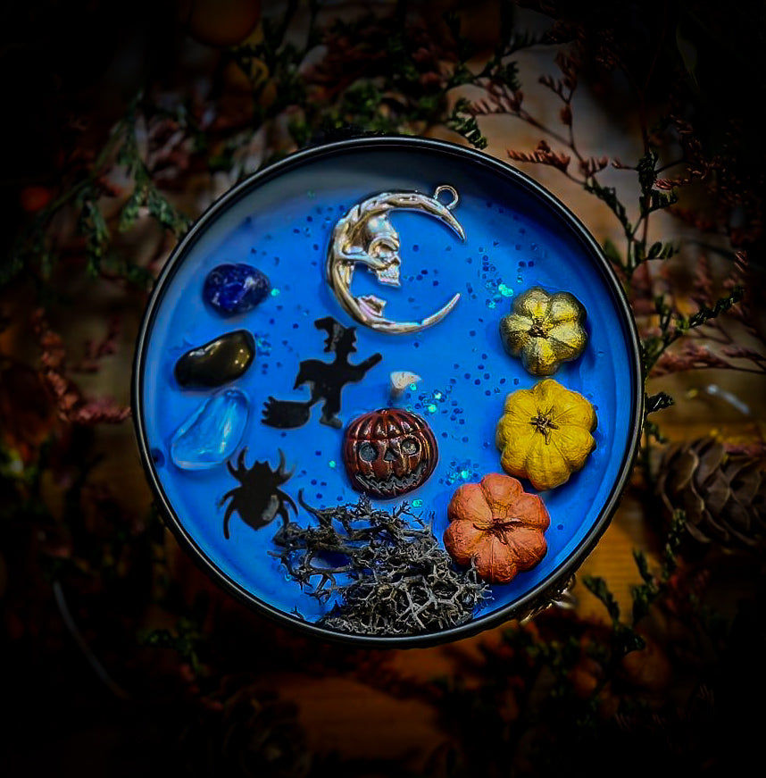 ALL HOLLOW'S EVE | Crystal infused & decorated scented candle