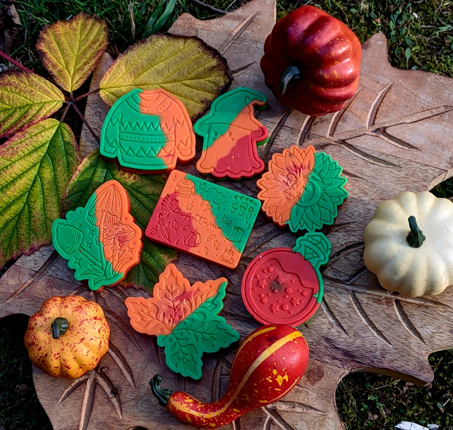 Autumn walk | Cinnamon, Clove, Woody and Fruity notes