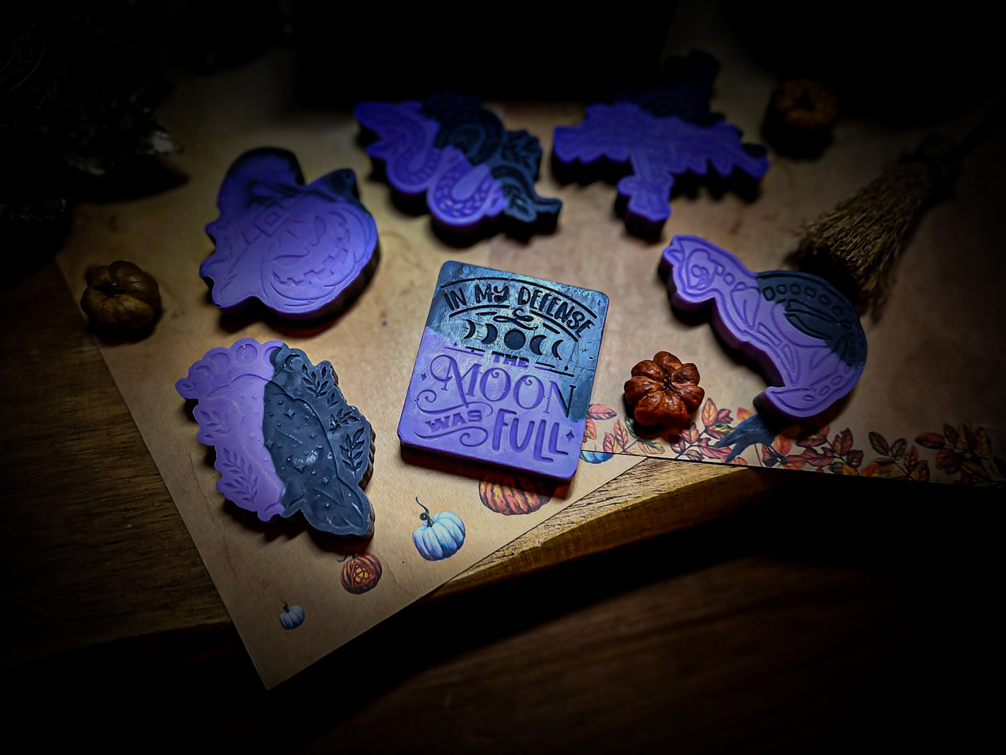 Witching hour | Wild berries, lavander, jasmine, musk, woody notes, chocolate