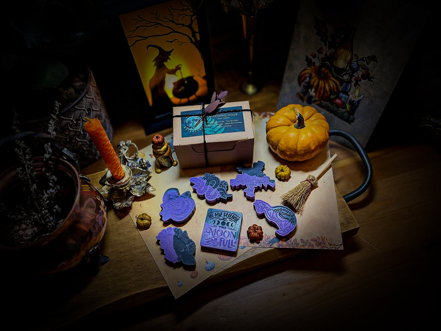 Witching hour | Wild berries, lavander, jasmine, musk, woody notes, chocolate